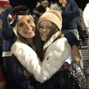 Meet your Posher, Olivia